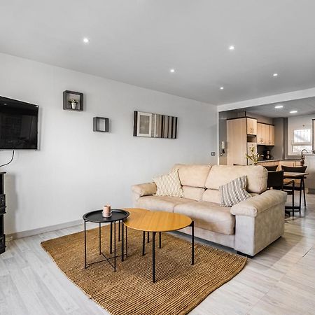 Welcs Apartamento 012 Emp En El Centro De เอมปูเรียบราบา ภายนอก รูปภาพ