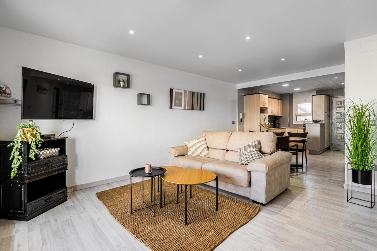 Welcs Apartamento 012 Emp En El Centro De เอมปูเรียบราบา ภายนอก รูปภาพ